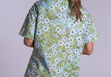 Bralessness Oversized Comfort Tee